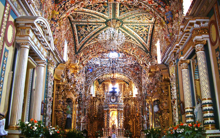 México Iglesia de Santa María Tonantzintla